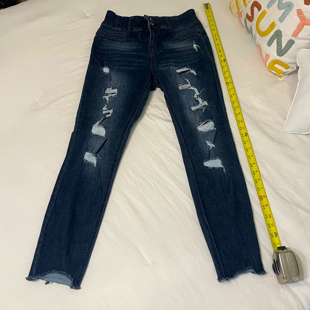 No Boundaries “High Rise Sculpting” Dark Blue Wash Denim Pants - Size 11